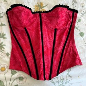 NWT Vintage Victoria’s Secret Lace Up Corset Top Structured with Boning Size 34C